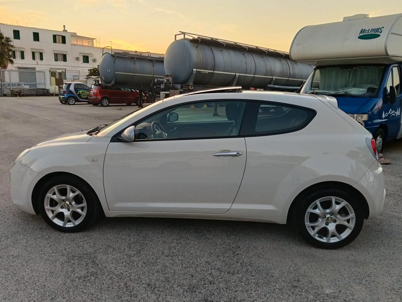 Alfa MiTo 1.3 JTDm-2 Distinctive Sport Pack MOTORE NUOVO