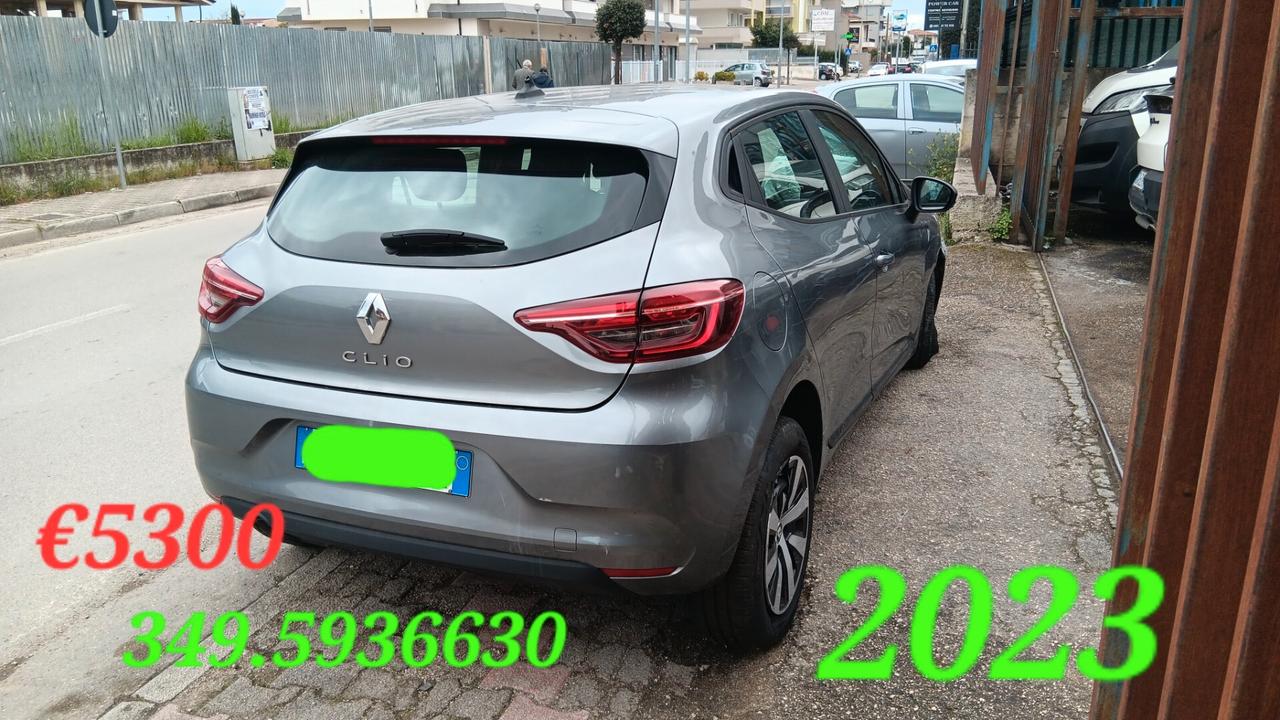 Renault Clio incidentata sinistrata mondialcars 023