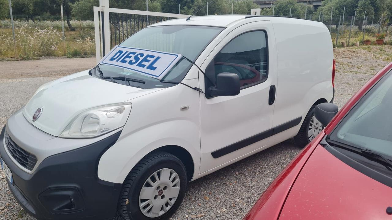 Fiat Fiorino 1.3 MJT 95CV Combinato Adventure