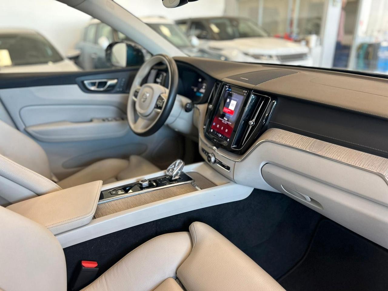 Volvo XC 60 XC60 T8 Recharge Plug-in Hybrid AWD Inscription