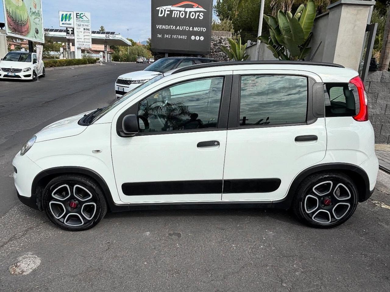 Fiat Panda 1.0 FireFly S&S Hybrid Red