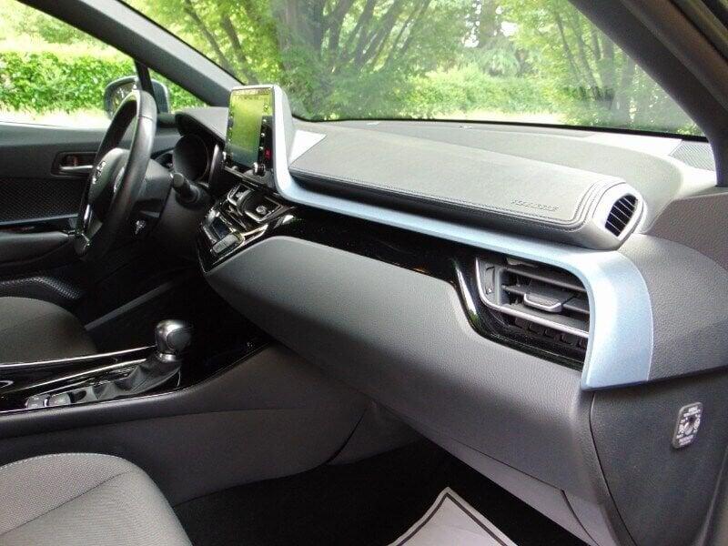 Toyota C-HR C-HR 1.8 Hybrid E-CVT Trend