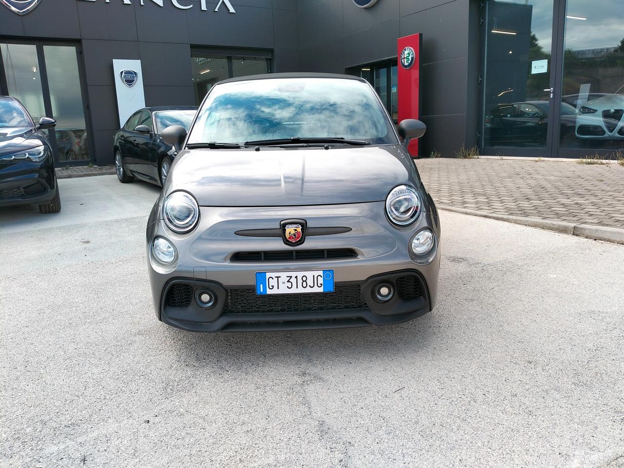 Abarth 595 C 1.4 Turbo T-Jet 165 CV