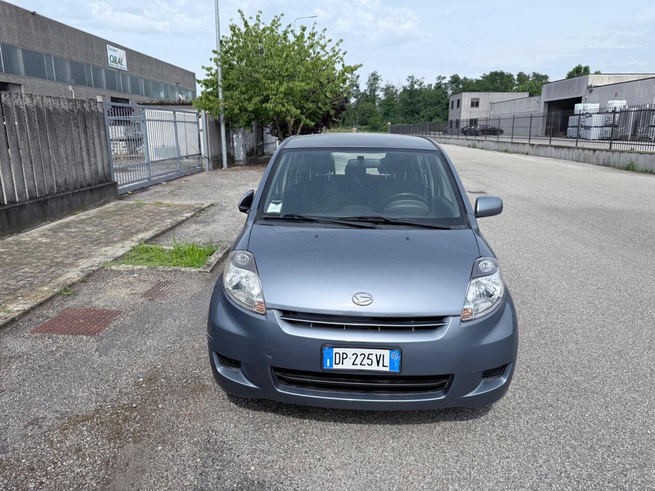 Daihatsu Sirion Momo design