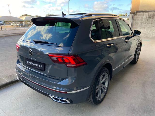 VOLKSWAGEN Tiguan 2.0 TDI 150 CV SCR DSG R-Line TETTO APR/PAN