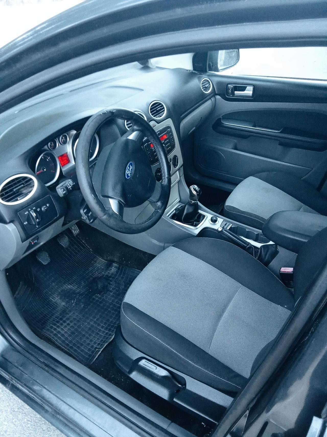 Ford Focus 1.6 (115CV) SW Bz.- GPL 010