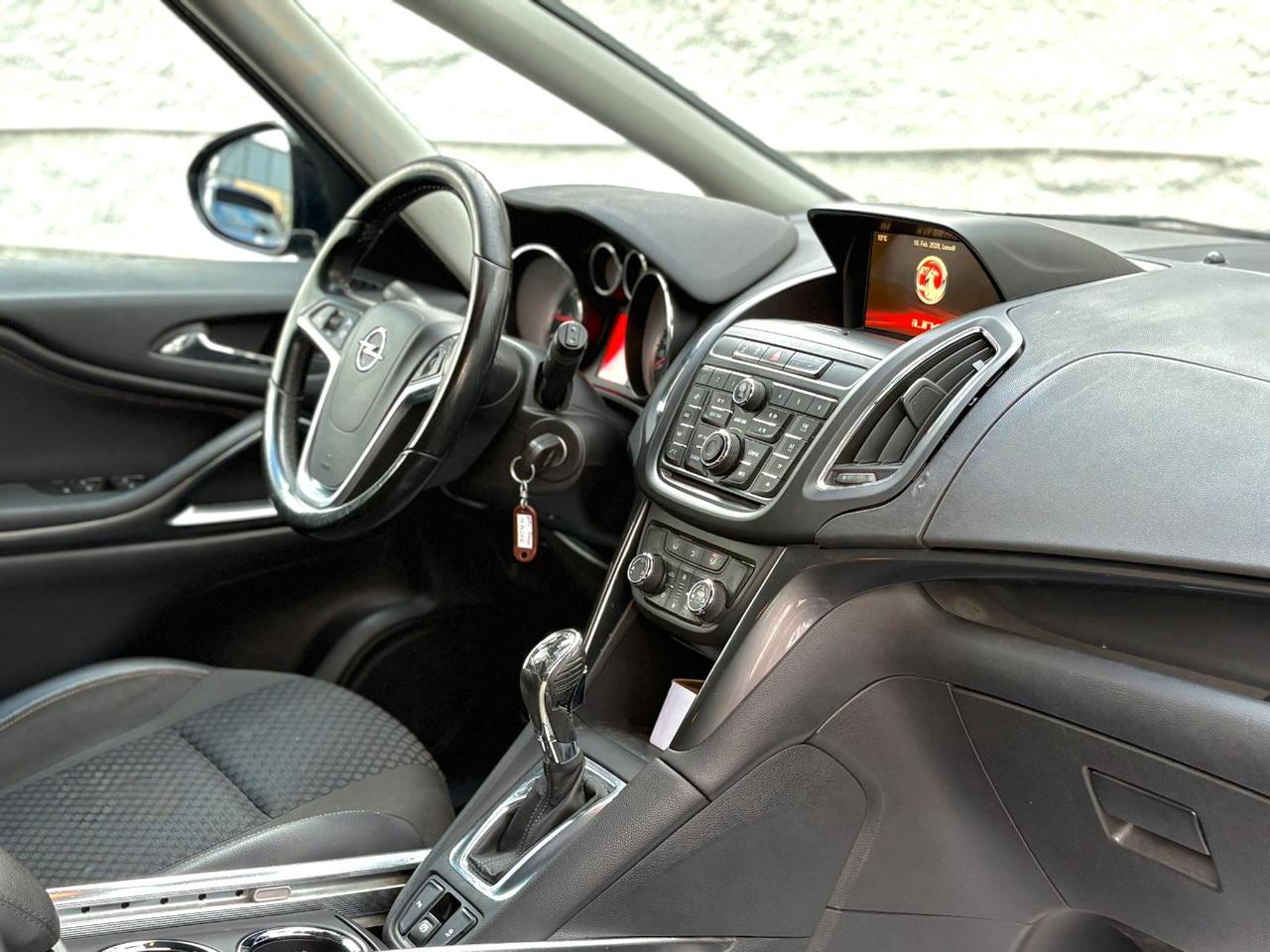Opel Zafira Tourer 2.0 cdti Cosmo 130cv auto E6