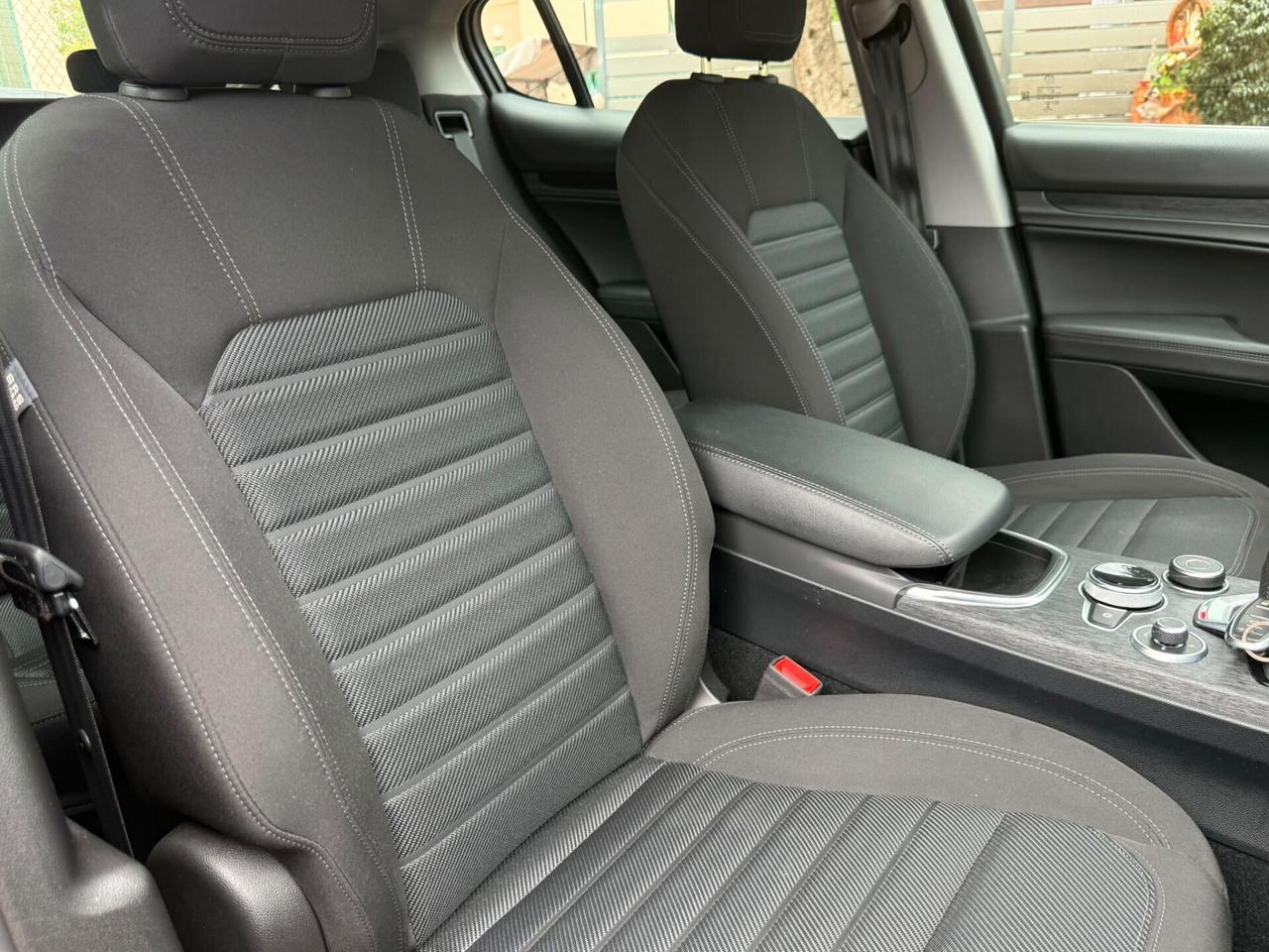 Alfa Romeo Stelvio 2.2 TD 190CV AT8 Q4 Business