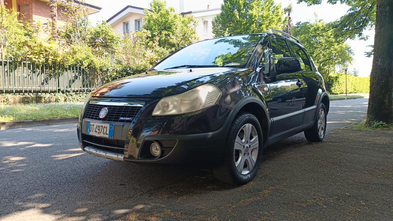 Fiat Sedici 1.9 MJT 4x4 Experience