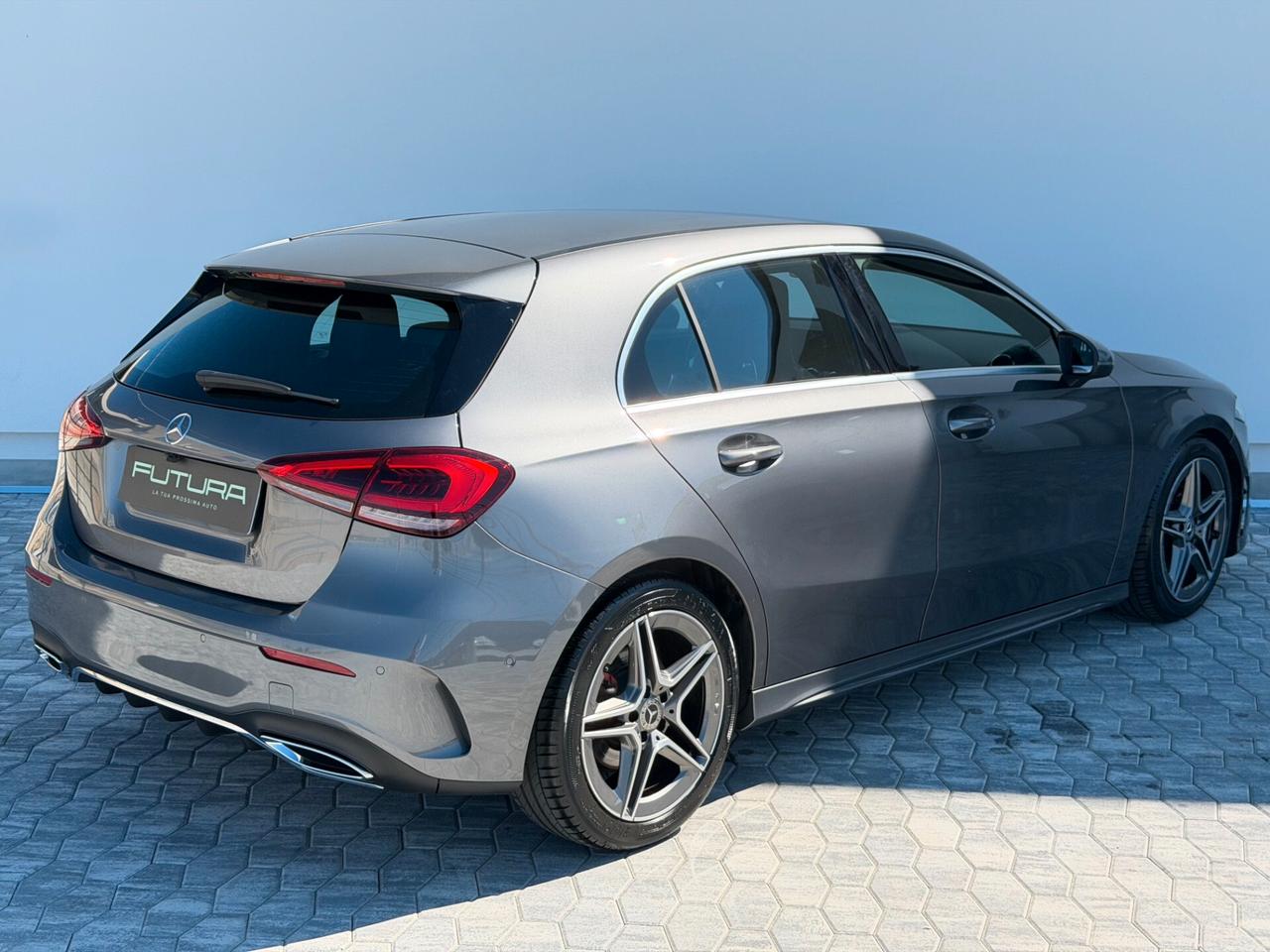 Mercedes-benz A 200 Premium AMG Line
