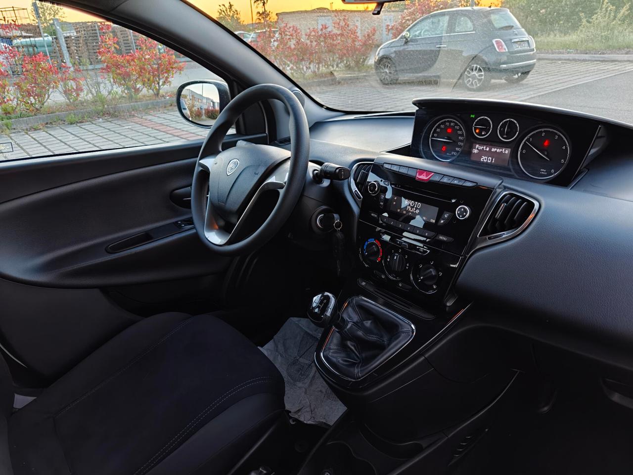 Lancia Ypsilon 1.3 MJT 16V 95 CV 5 porte S&S Gold