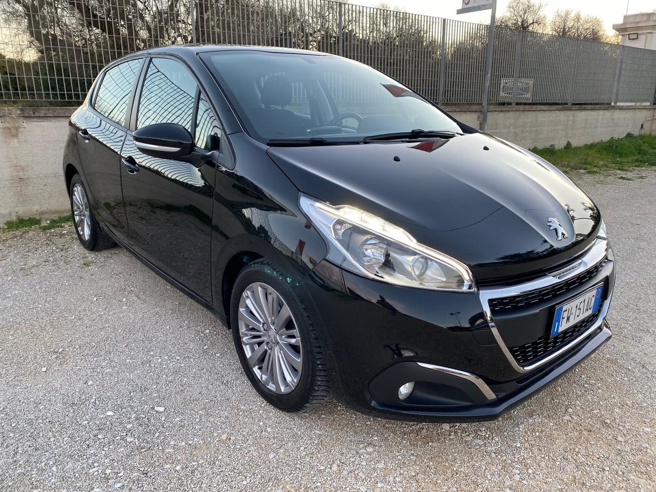 Peugeot 208 BlueHDi 100 S&S 5 porte Active