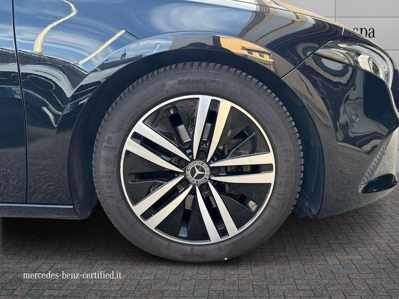Mercedes-Benz Classe A A 180 d Sport auto