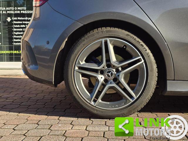 MERCEDES-BENZ A 220 Automatic Premium AMG Line 190 CV