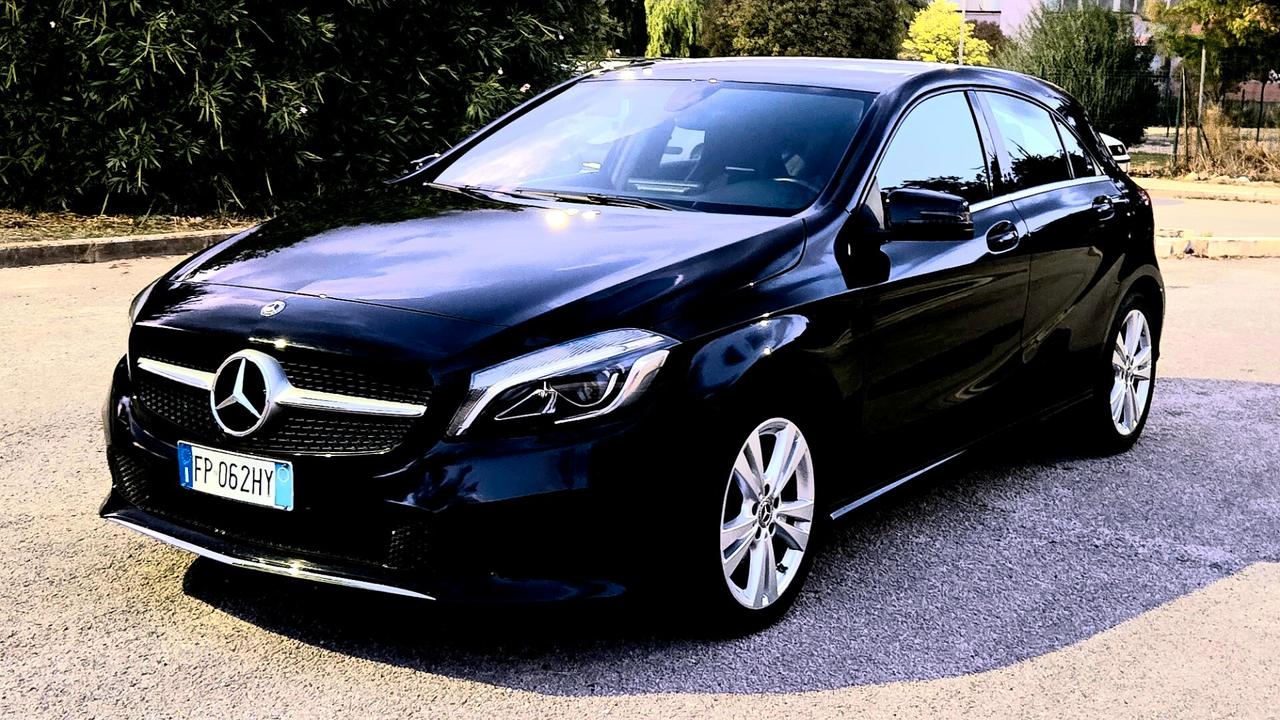 Mercedes-benz A 180 d Premium