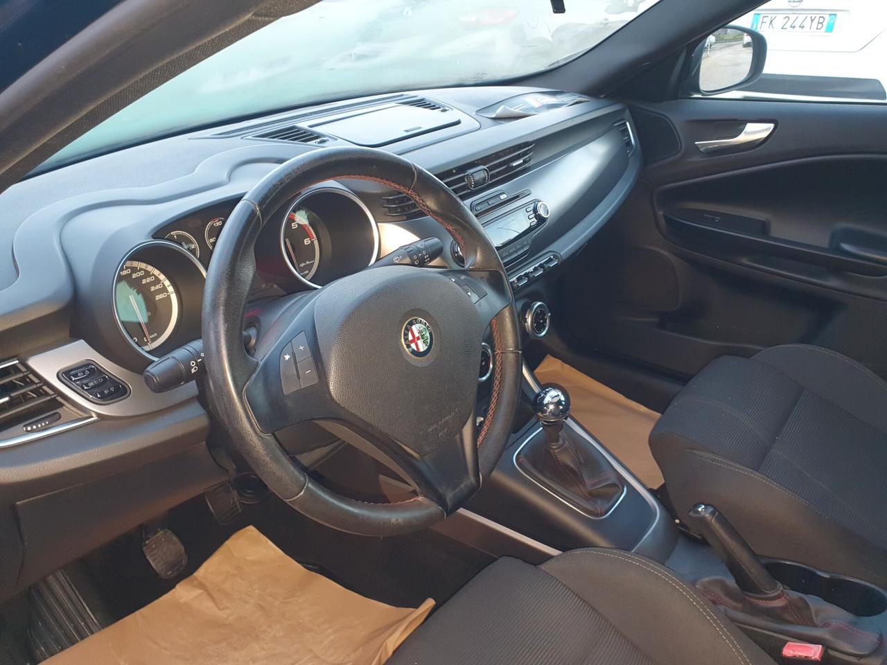 Alfa Romeo Giulietta 1.6 JTDm-2 105 CV Exclusive