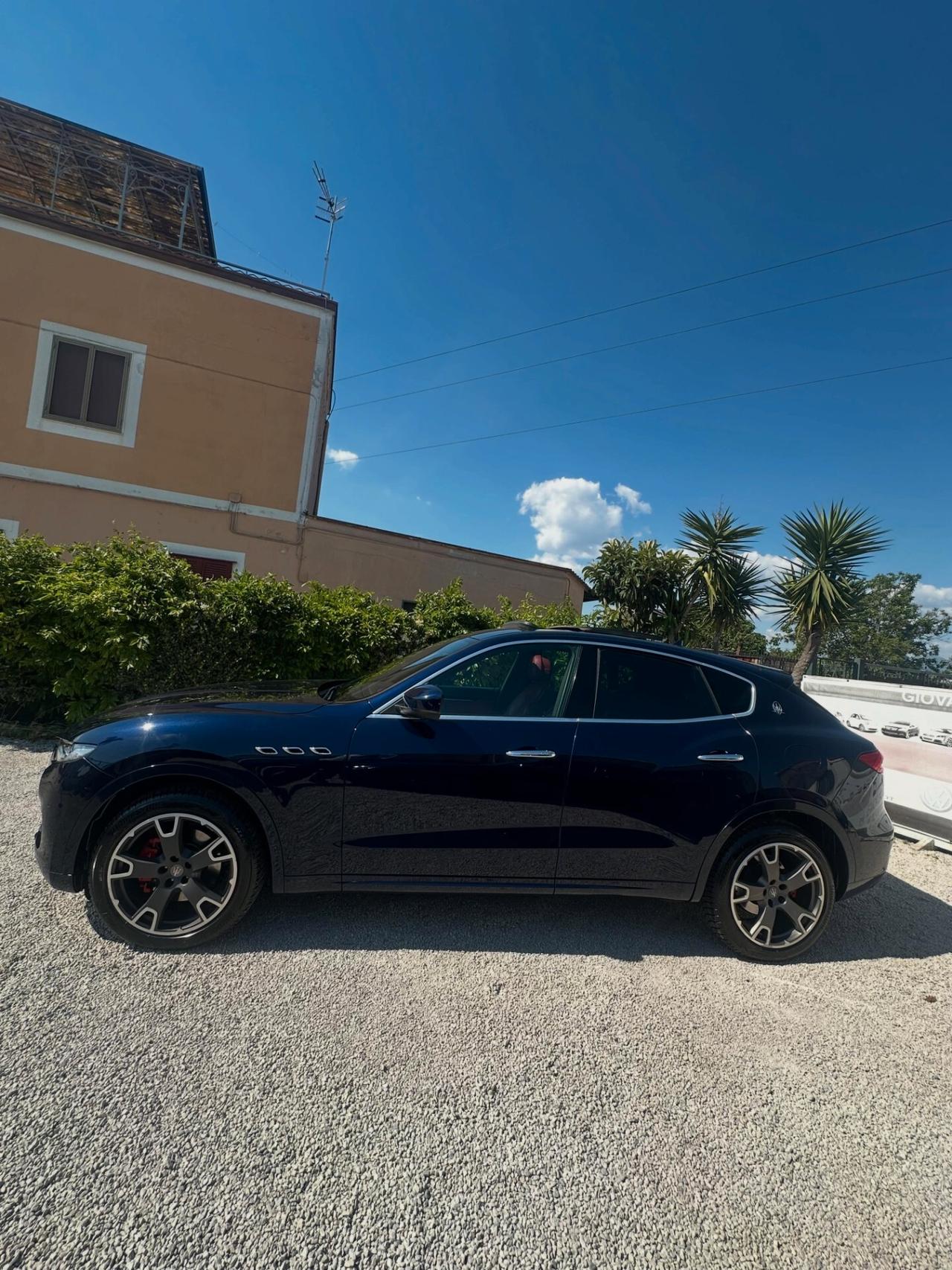 Maserati Levante V6 Diesel 275 CV AWD