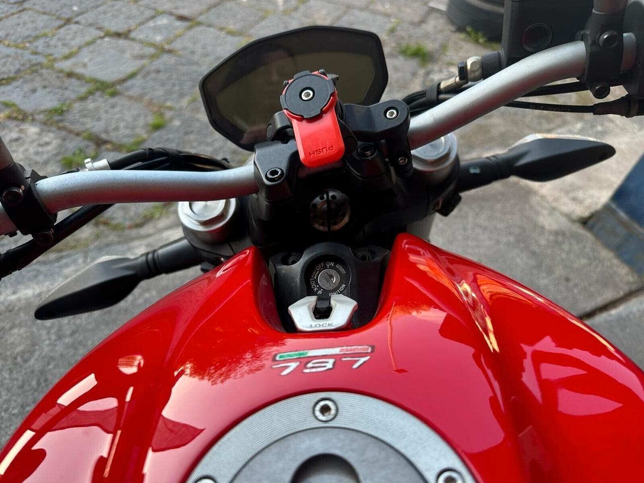 Ducati Monster 797