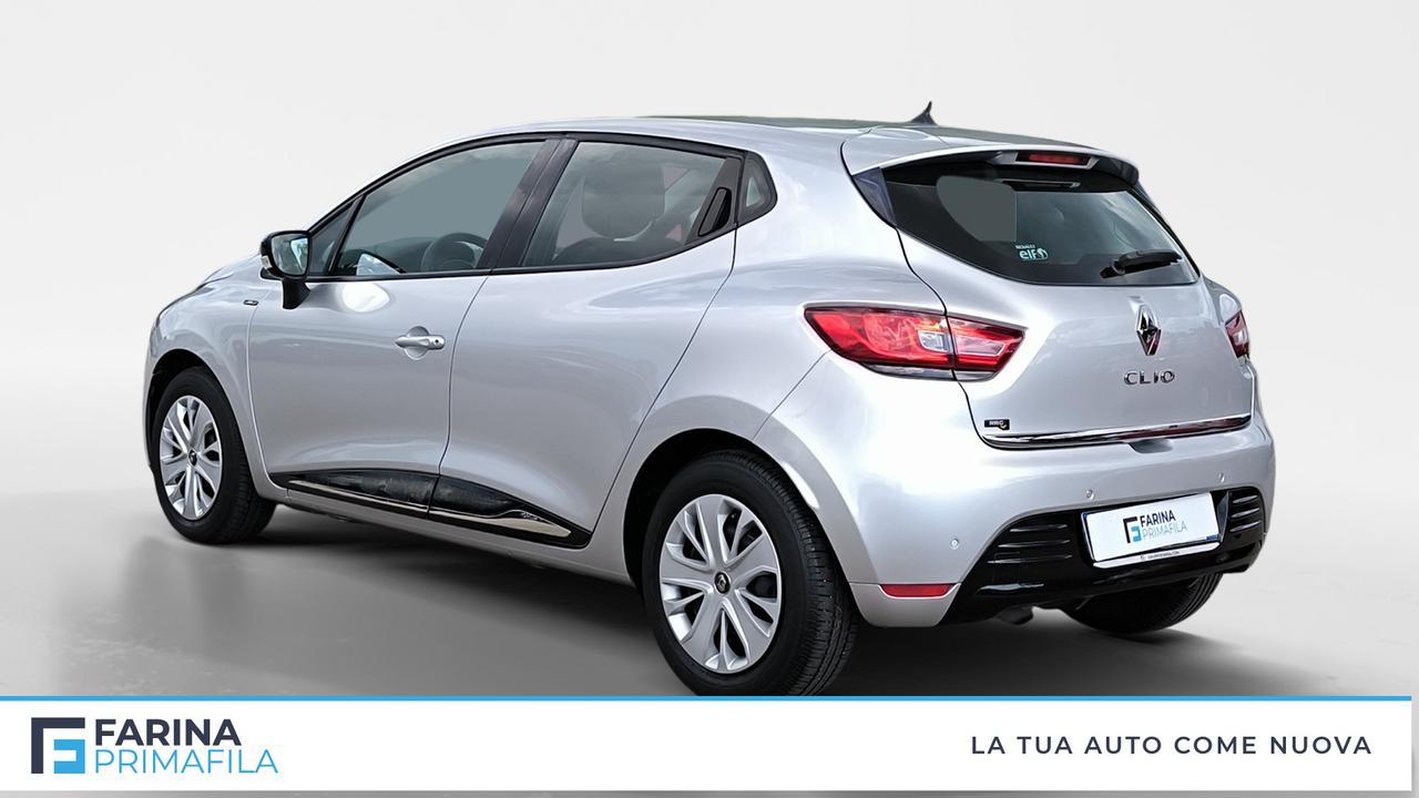 RENAULT Clio IV 2017 - Clio 0.9 tce Moschino Life 75cv