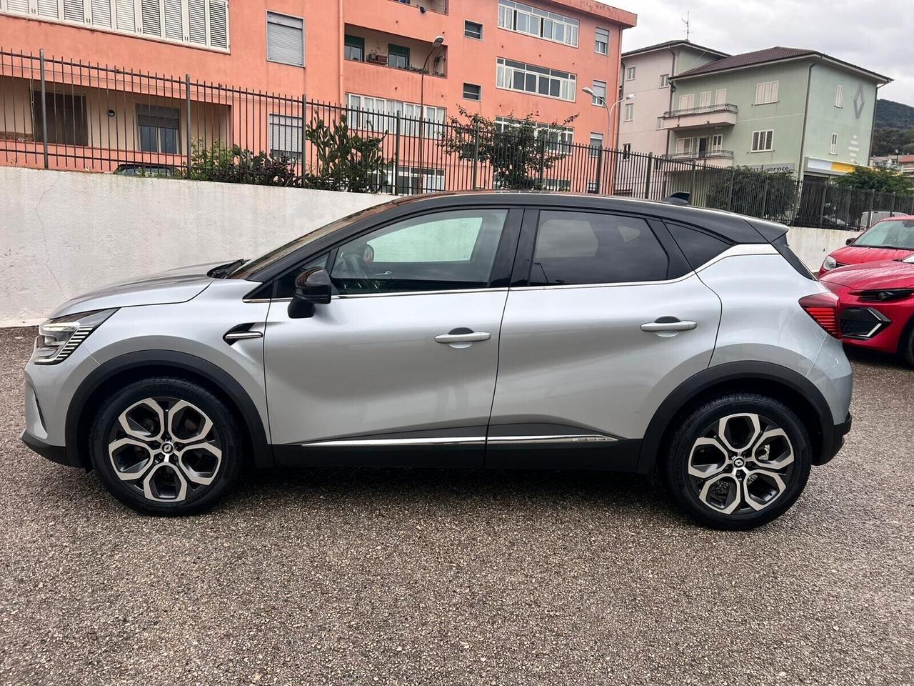 Renault Captur Full Hybrid E-Tech 145 CV Techno Fast Track