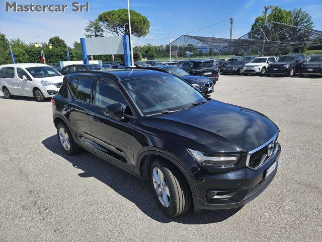 VOLVO XC40 2.0 d3 SUV D3 150cv BUSINESS - FV529SV