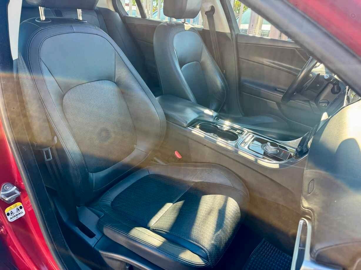 JAGUAR XE 2.0 D aut. Portfolio 180 CV