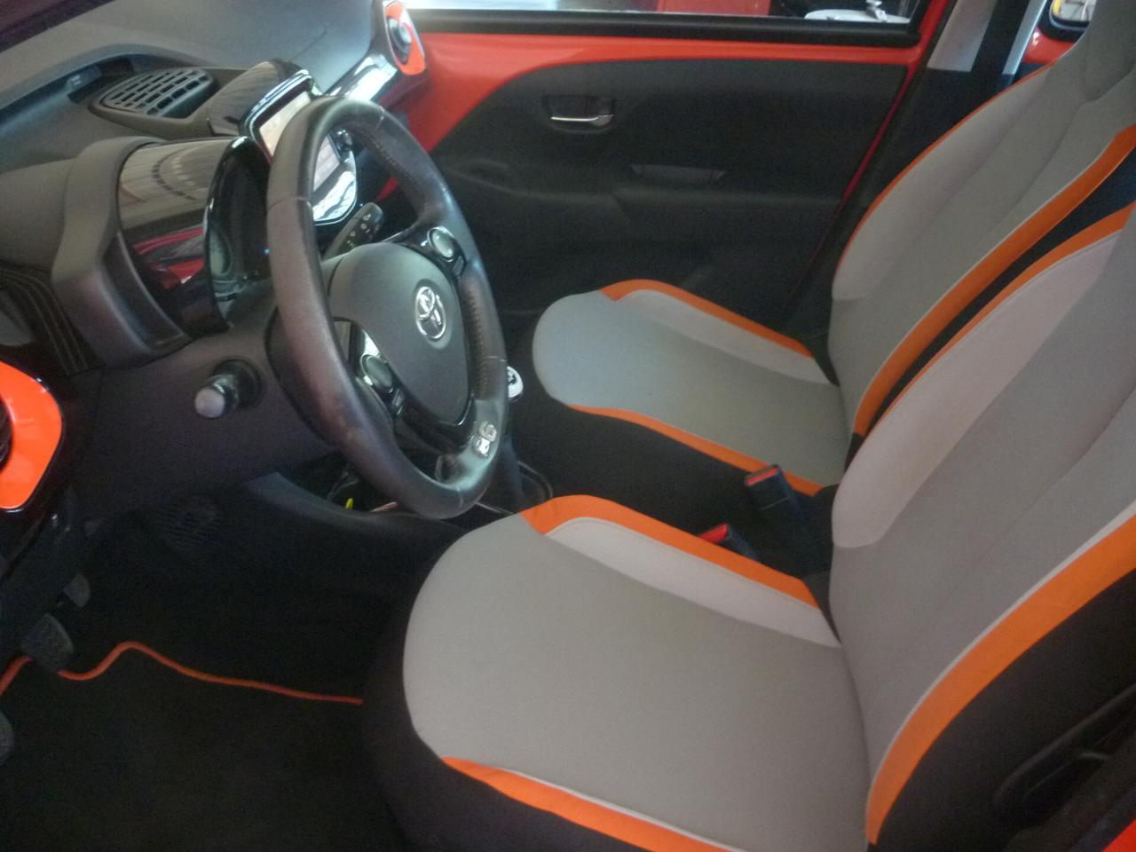 TOYOTA AYGO 1.0 VVT-i 69cv 5 Porte - x Clusiv