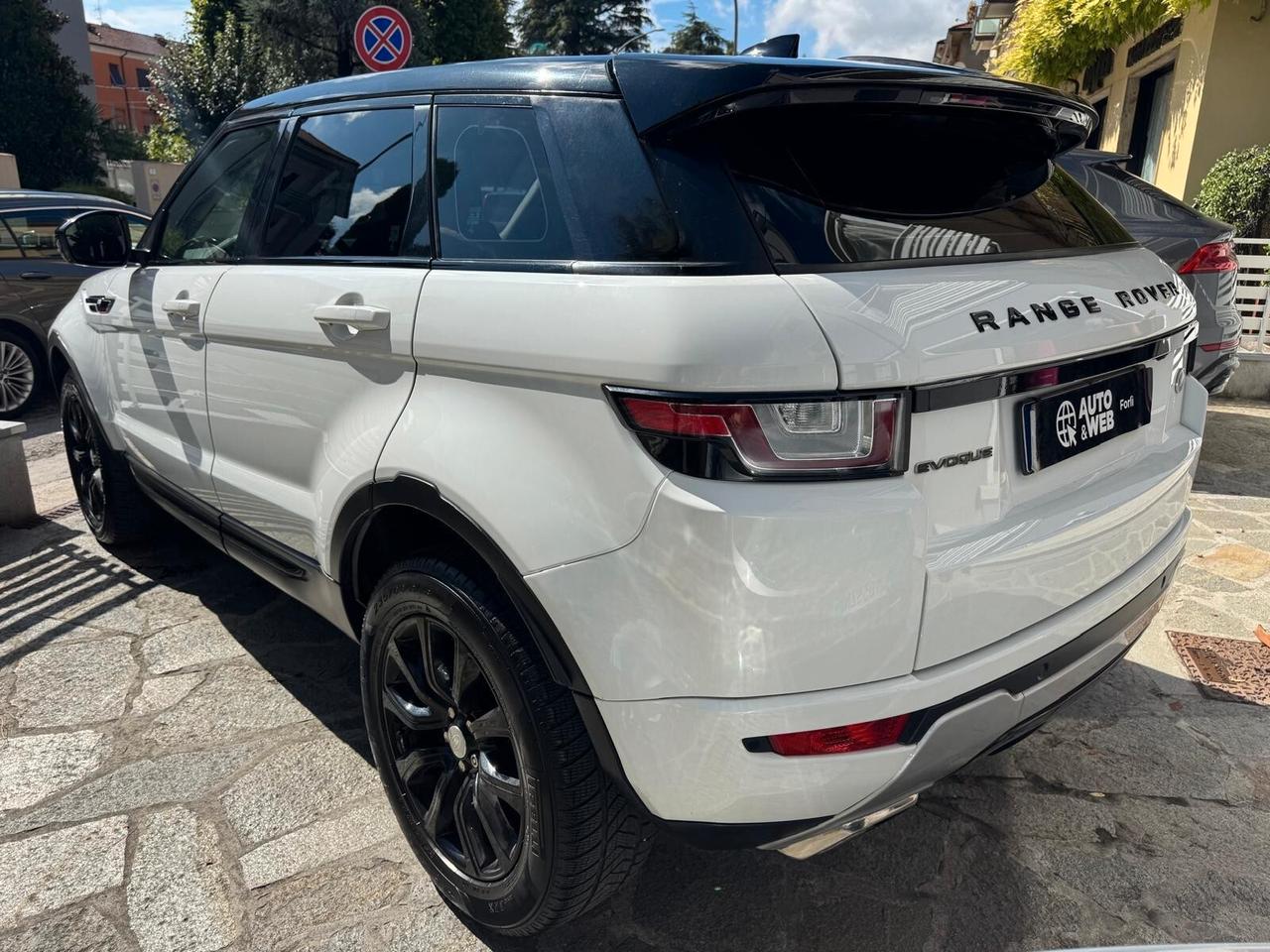RANGE ROVER EVOQUE 2.0 eD4 5p. SE DYNAMIC