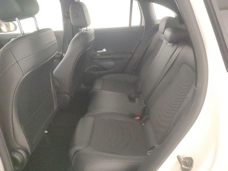 Mercedes-Benz GLA GLA-H247 2020 Benzina 250 e phev (eq-power) Business Extra auto