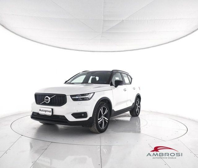 VOLVO XC40 D3 AWD Geartronic R-design - AUTOCARRO N1