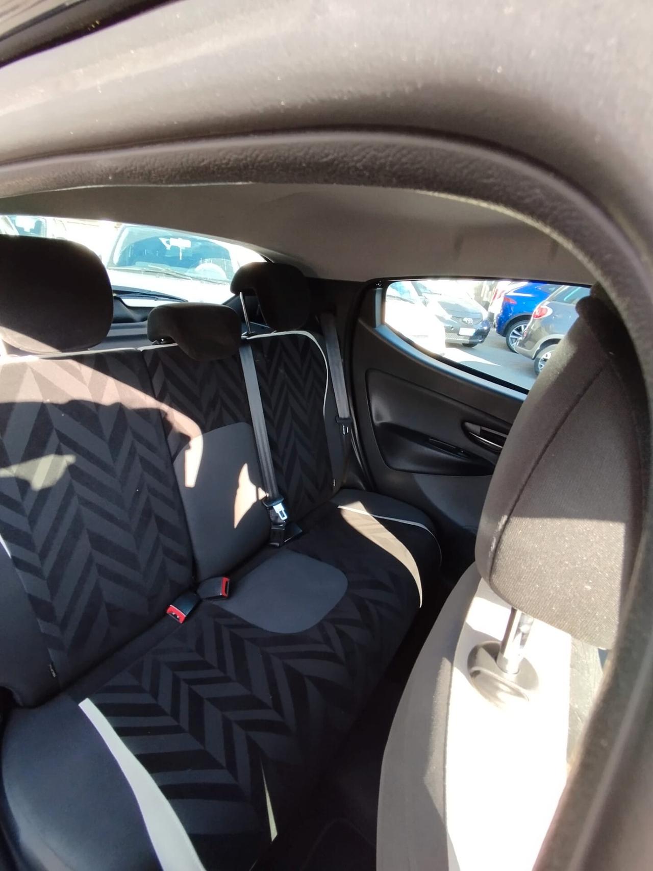 Lancia Ypsilon 1.3 MJT 16V 95 CV 5 porte S&S Gold km116.000