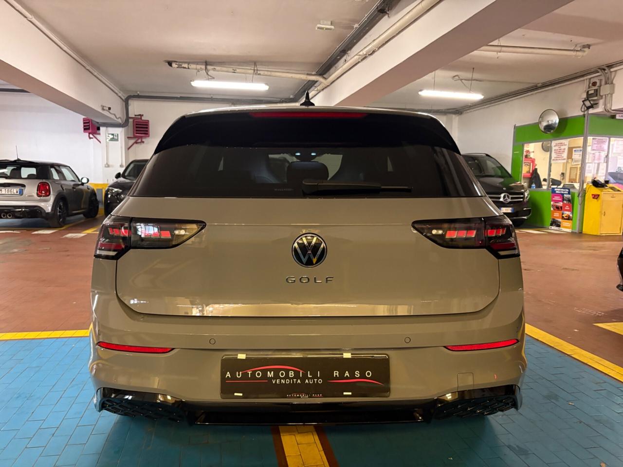 Volkswagen Golf 2.0 TDI 150 CV DSG SCR R-Line