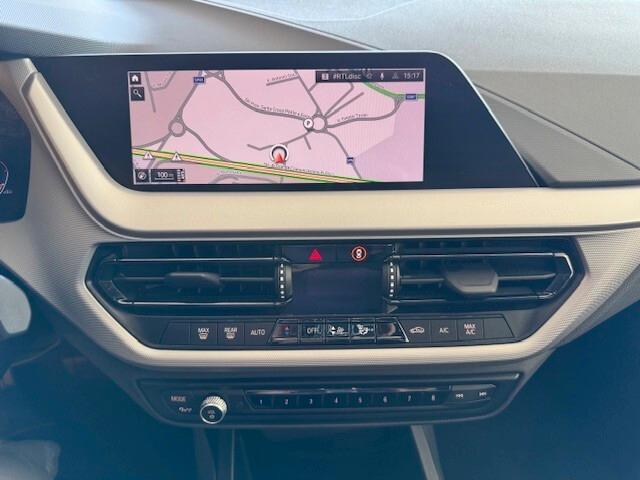 Bmw 116 116d 5p. Business Advantage