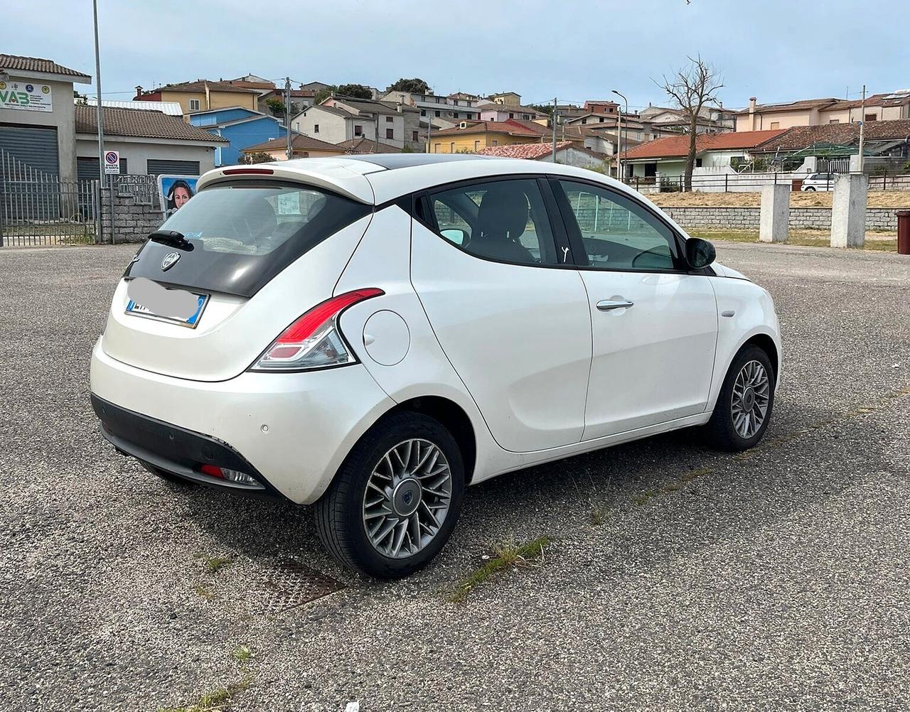 Lancia Ypsilon 1.3 MJT 16V 95 CV 5 porte S&S Platinum