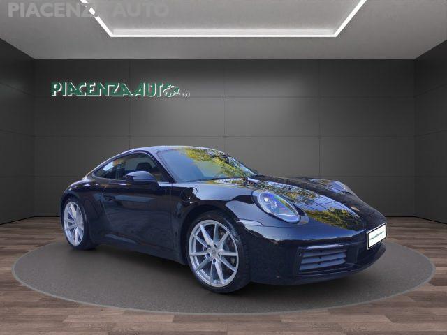 PORSCHE 992 Carrera