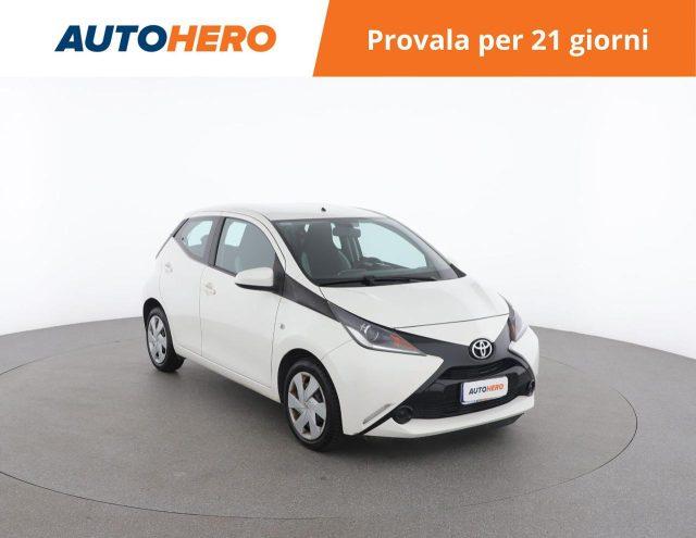 TOYOTA Aygo 1.0 VVT-i 69 CV 5 porte x-cool MMT