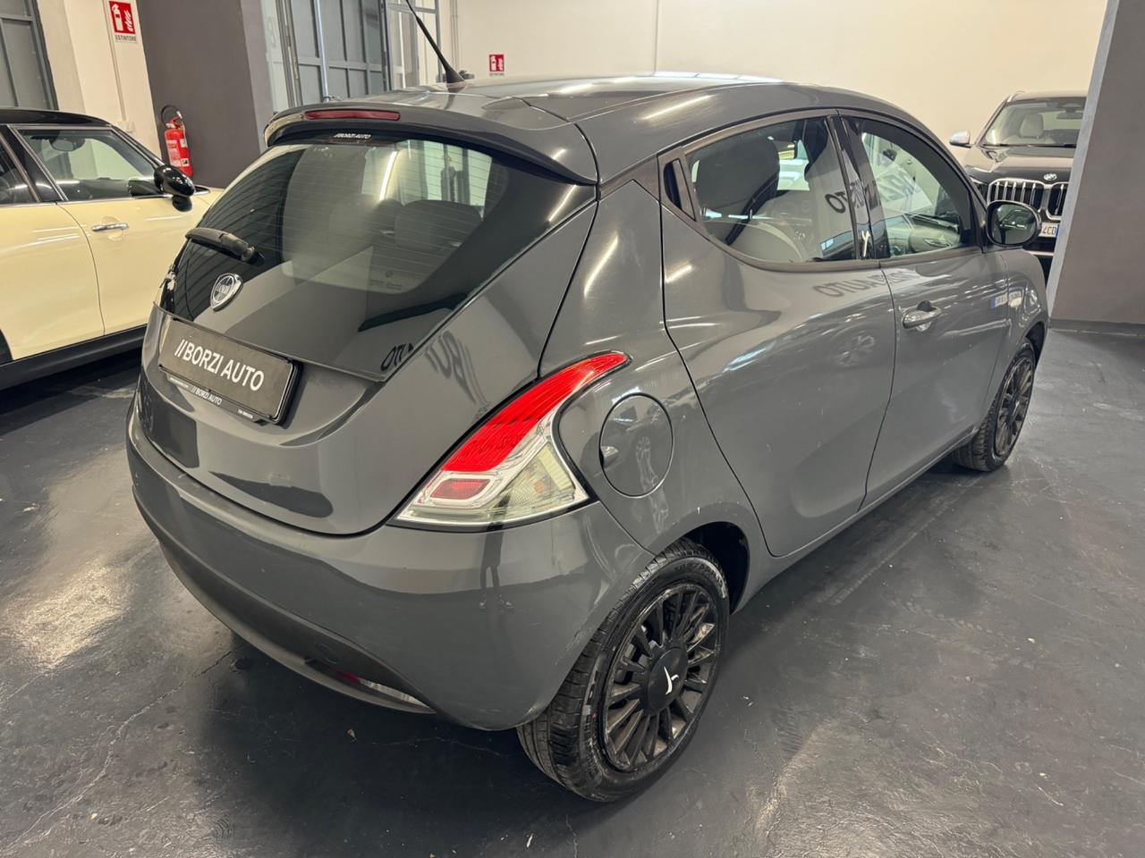 Lancia Ypsilon 1.2 5p Elefantino EURO 6! UNIPRO!
