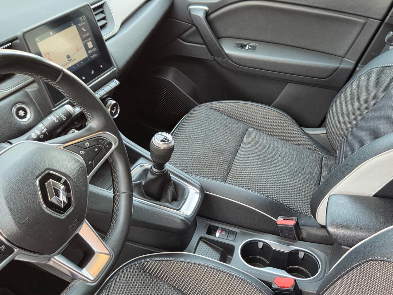 Renault Captur TCe 100 CV Intens