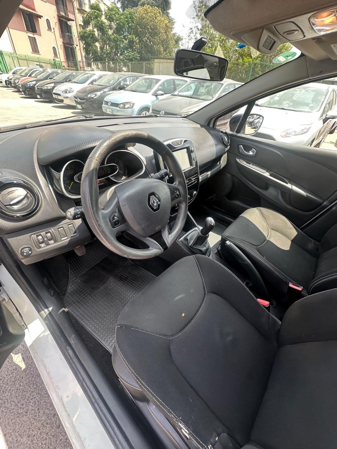 Renault Clio 1.2 75CV GPL 5 porte Costume National