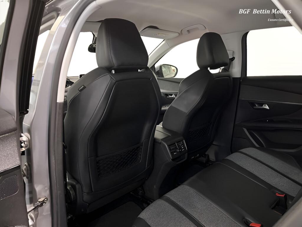 Peugeot 3008 1.5 bluehdi Allure s&s 130cv eat8