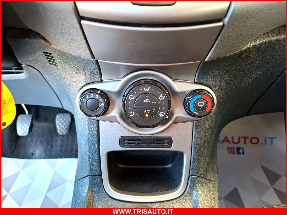 FORD Fiesta 1.4 Tdci Titanium 5p NEOPATENTATI