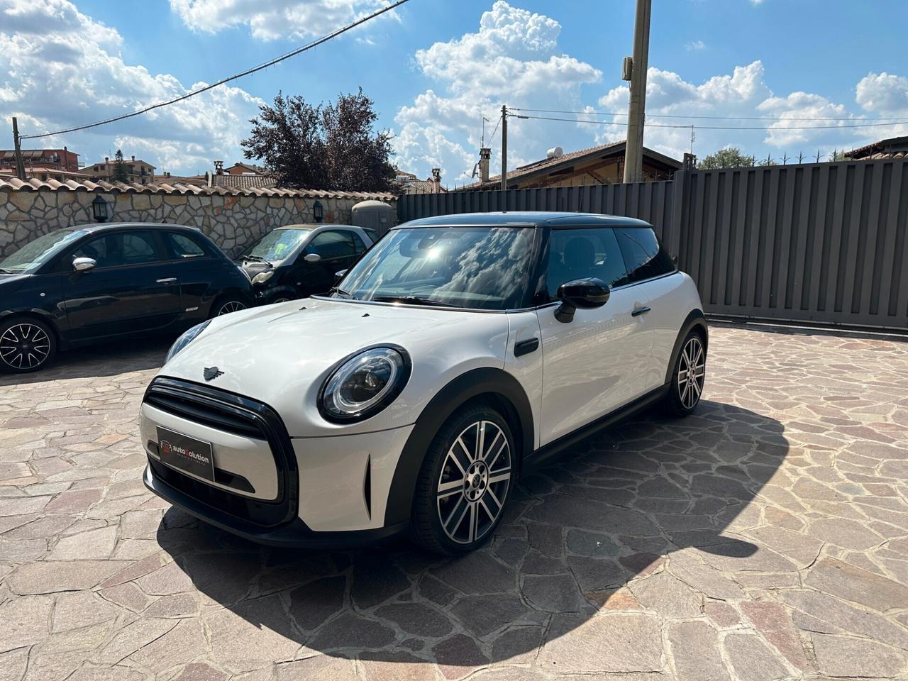 Mini 1.5 Cooper Resolute Yours Full Optional