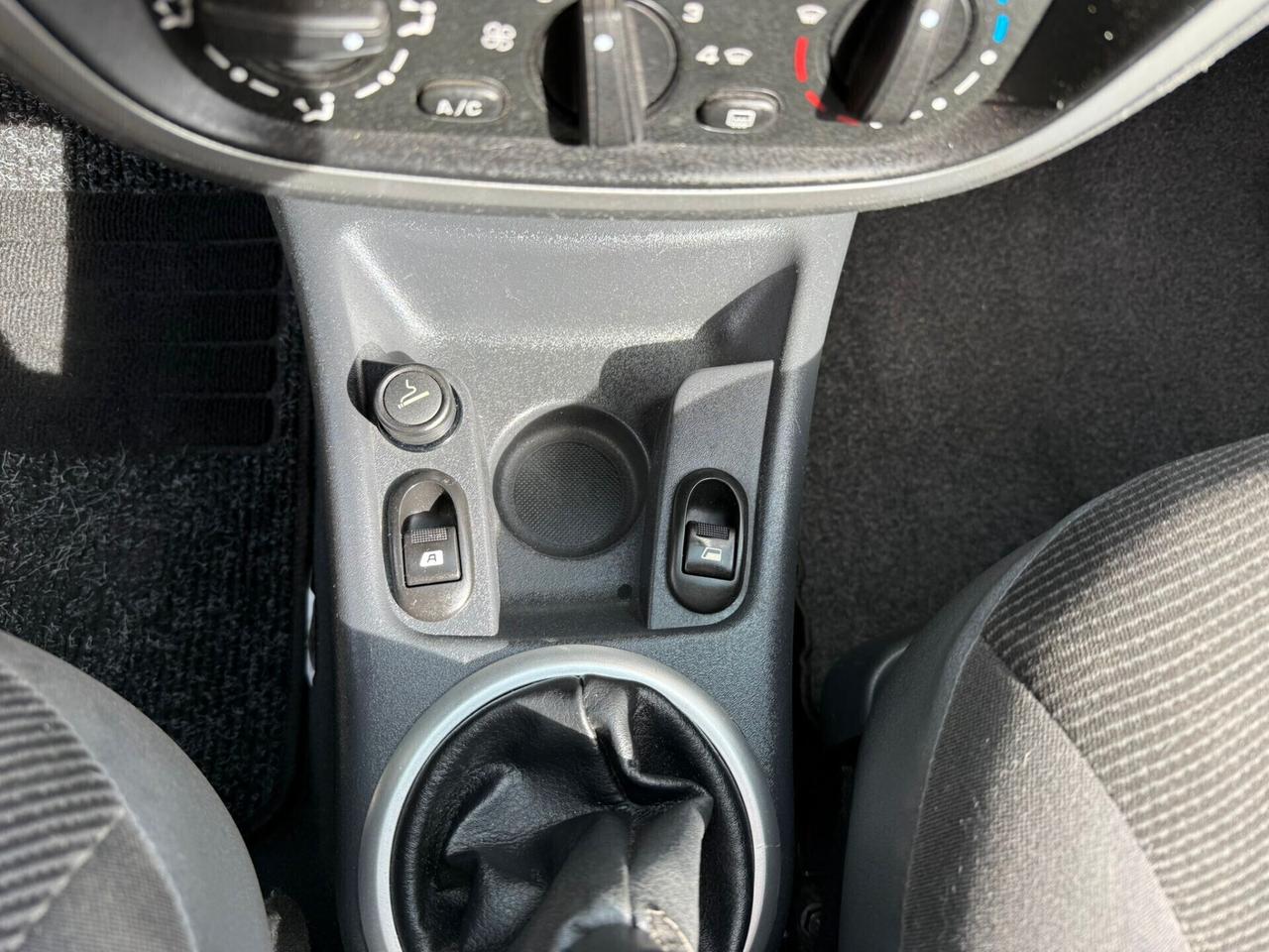 Citroen C3 1.1 BENZINA neo-pat 99.000KM