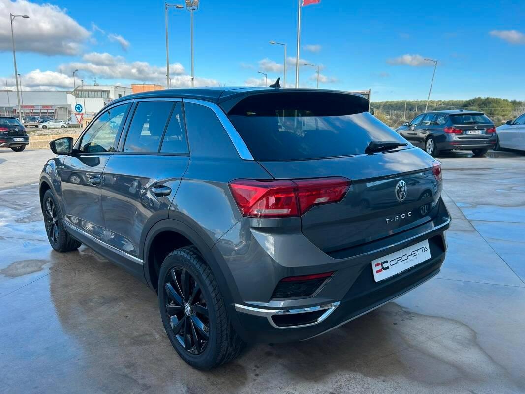 Volkswagen T-Roc 1.0 tsi Advanced