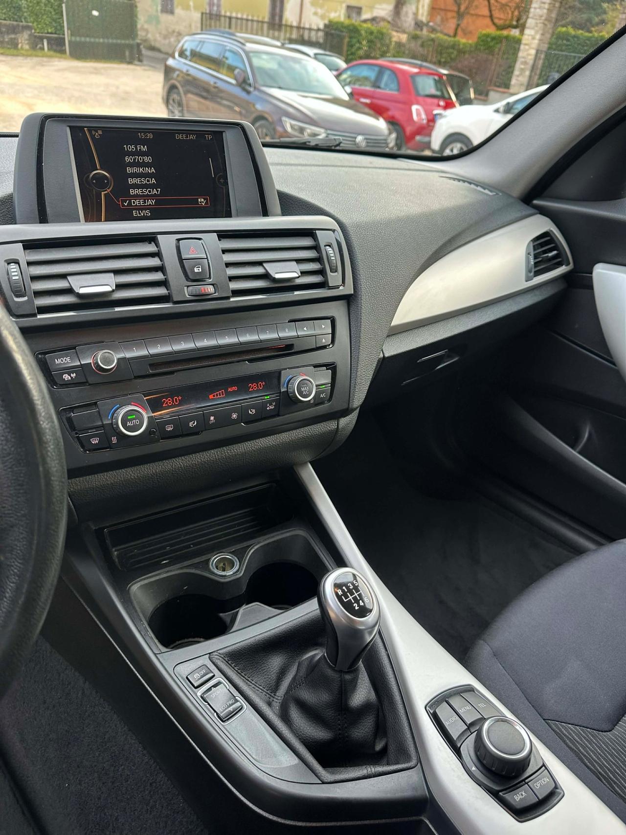 Bmw 116d 5P URBAN KMCERT AUTOMAT KMCERT GARANZKA