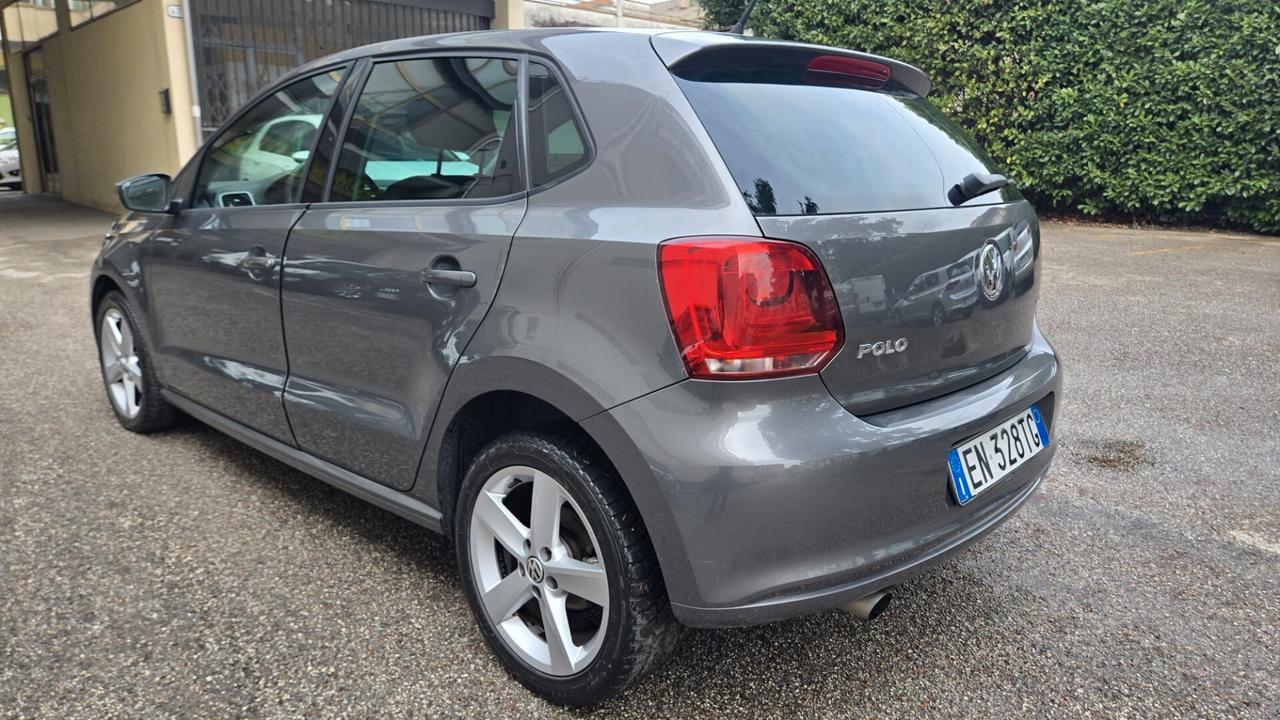 Volkswagen Polo 1.6 TDI 90CV DSG Highline Neopatentati