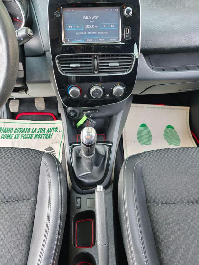 RENAULT Clio 1.2 Benzina ( KM 90.000 TAGLIANDATI )