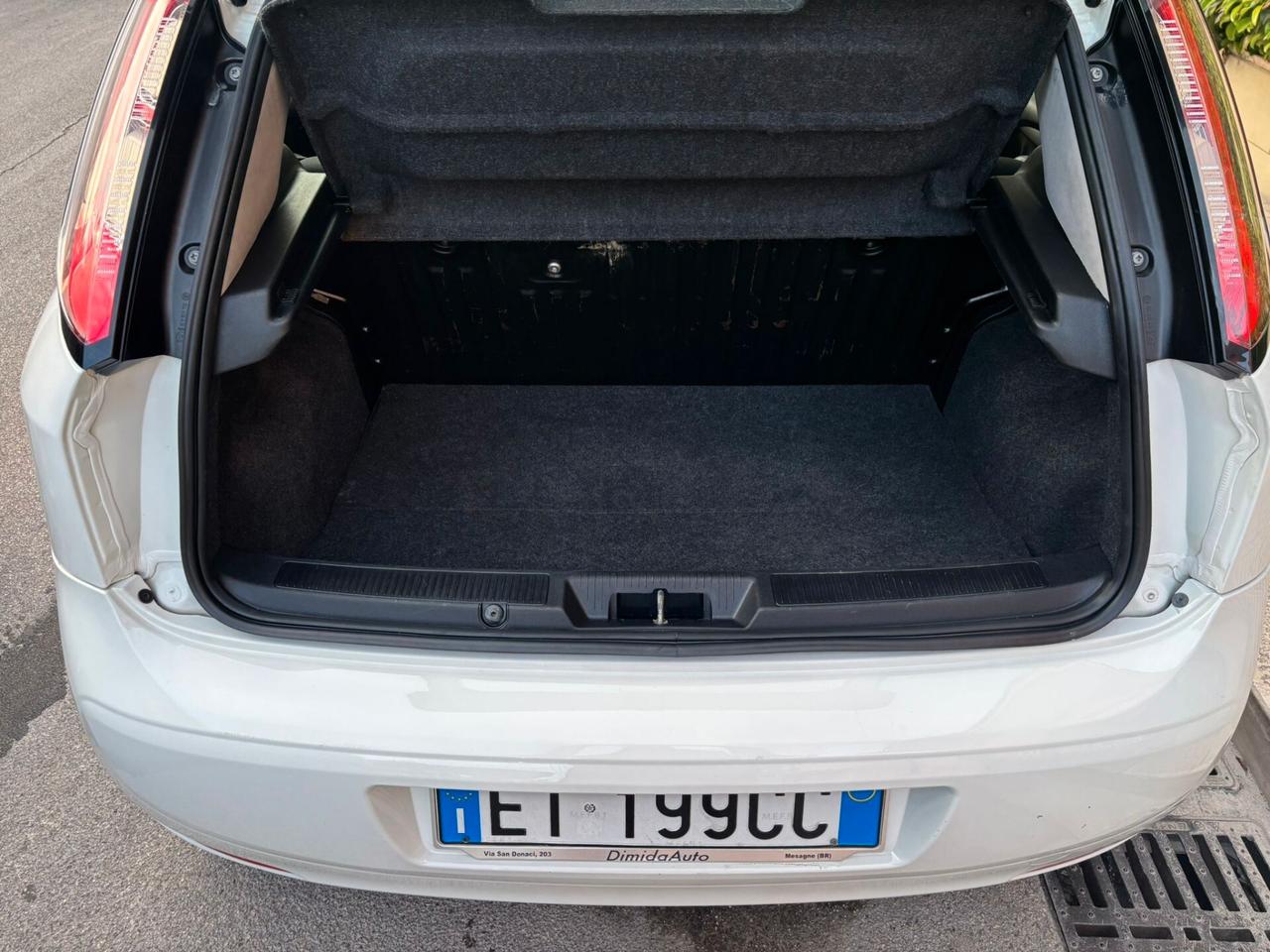 FIAT PUNTO 2013 BENZ/METANO