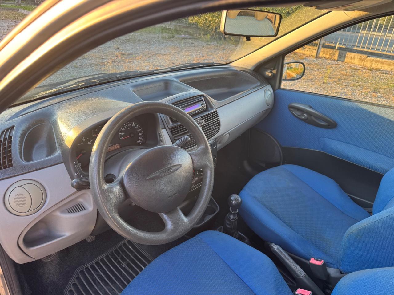 Fiat Punto 1.2i 16V cat 3 porte ELX