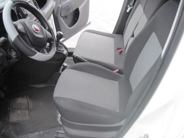 Fiat Doblo 1.6 MJT 105CV 3 POSTI SEMINUOVO